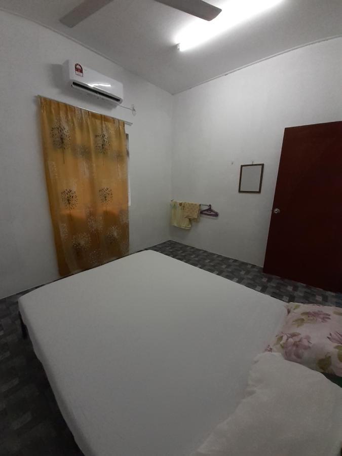 Homestay Idaman B B With 2 Room Aircond 2 Quen Bed And Not Sharing Room -Privacy Куала Теренгану Екстериор снимка