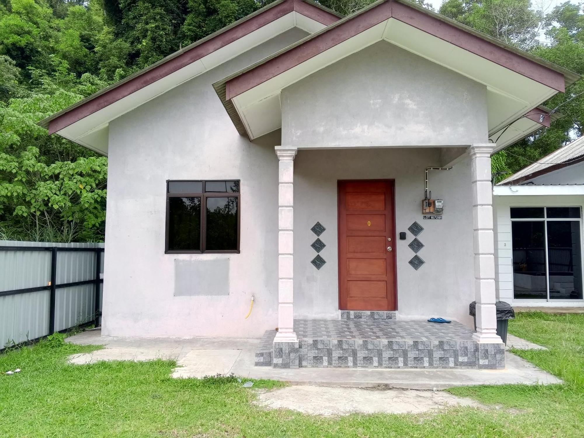 Homestay Idaman B B With 2 Room Aircond 2 Quen Bed And Not Sharing Room -Privacy Куала Теренгану Екстериор снимка